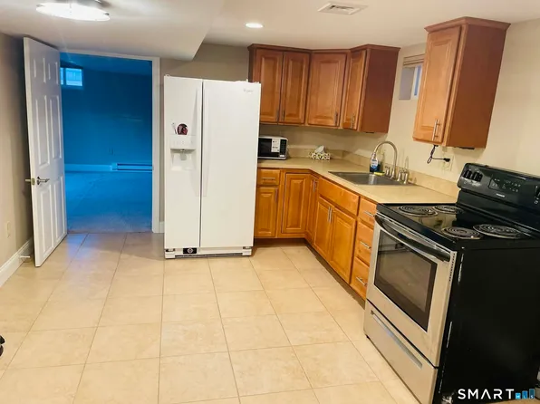 128 Forest Dr, Wethersfield, CT 06109