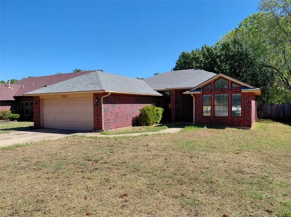 17012 Crest Valley, Edmond, OK 73012