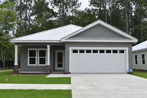 15 Oakfield Dr Photo 1