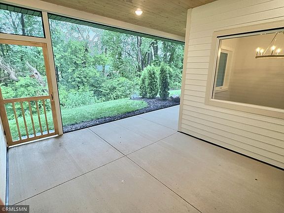 5th image of 1198 Cypress Dr W