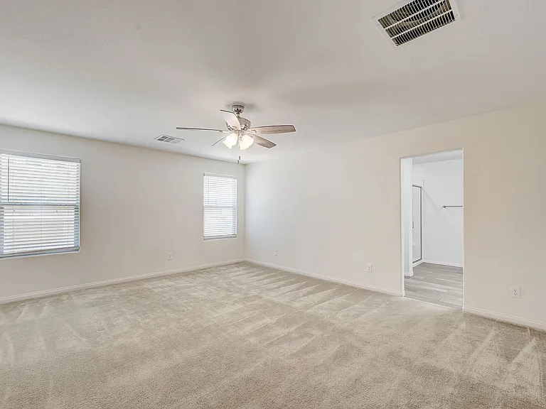 12525 Skylight View St — Photo 19