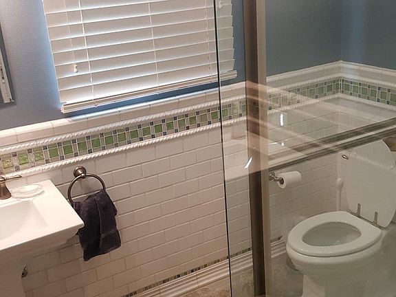 5th image of 546 W Highland Ave