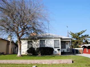2210 Lindora St, Bakersfield, CA 93306
