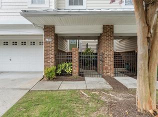 3018 Bay Shore Ln, Suffolk, VA 23435