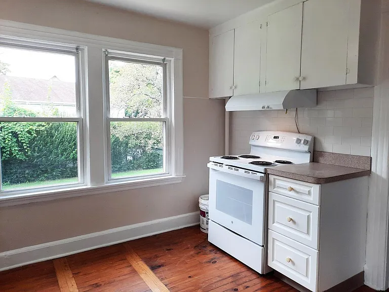55 Valley Rd — Photo 8