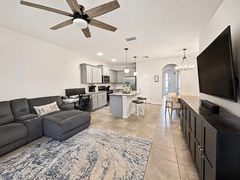 6604 Serenity Fall Ln — Photo 12