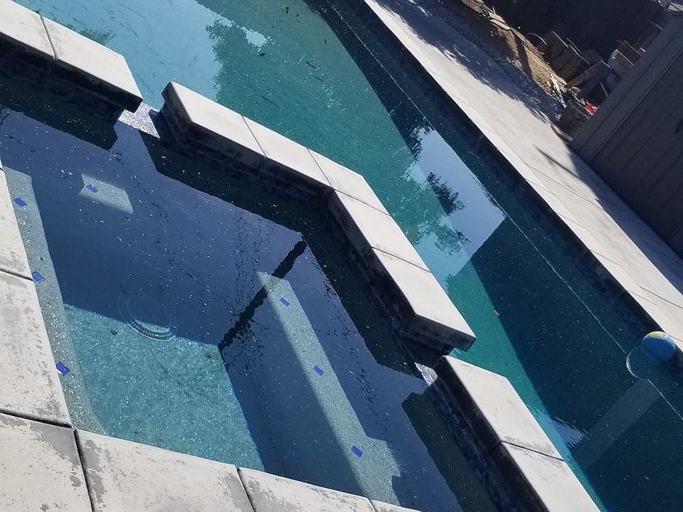 Pool and jacuzzi. Salt water and pebble tech bottom..