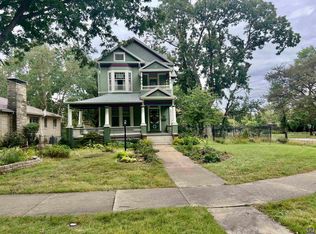 303 SW Woodlawn Ave, Topeka, KS 66606