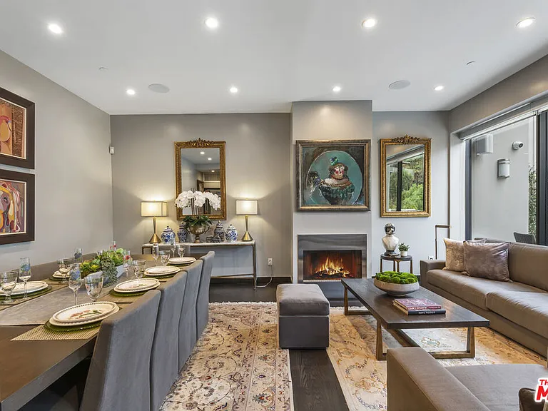 6459 Rodgerton Dr — Photo 16