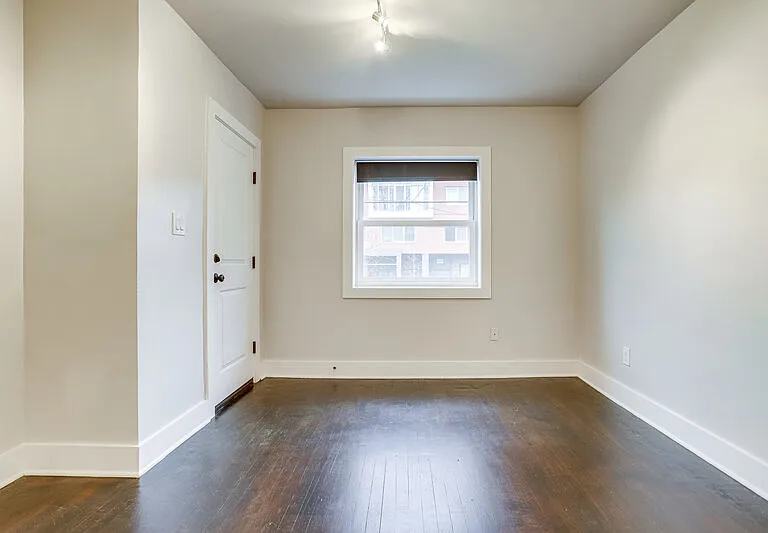 82 Q St SW #1 — Photo 6