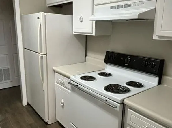 2 Bedroom/1.5 Bath Home in Valdosta, 3108A Sundance Cir, Valdosta, GA 31602