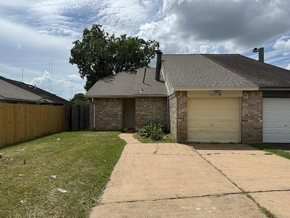 16528 Monte Carlo Ln