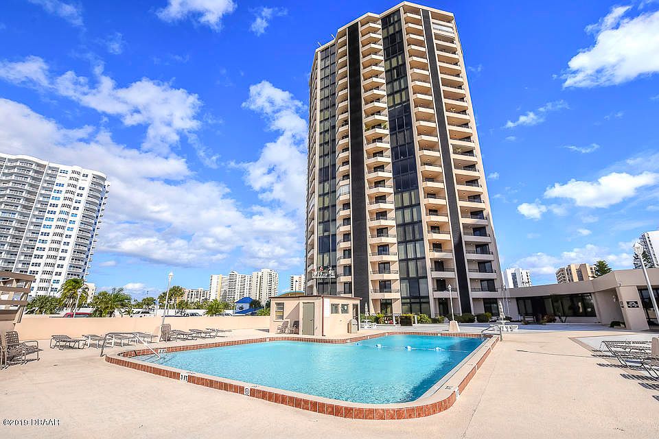 1st image of 1 Oceans West Blvd APT 17B6