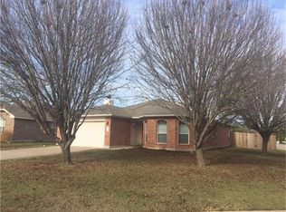 121 Primrose Blvd, Kyle, TX 78640