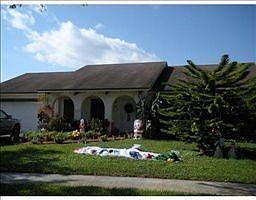 1st image of 10293 SW 49th Ct