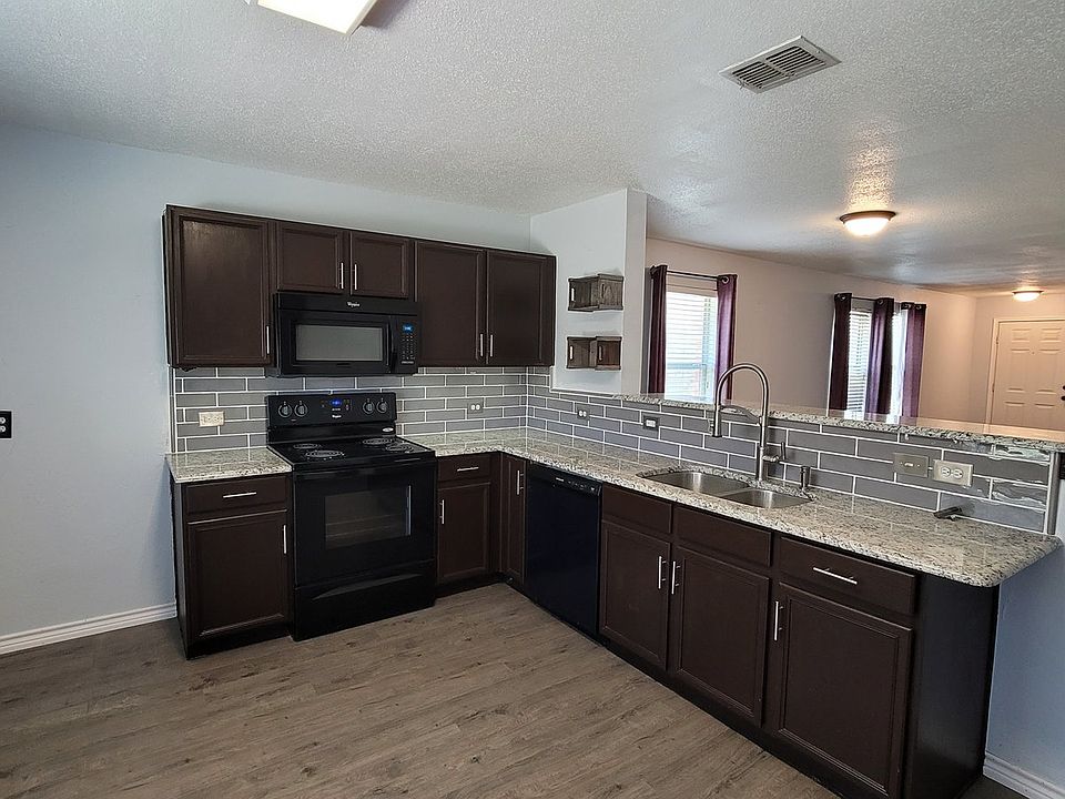 1st image of 4860 Parkview Hills Ln