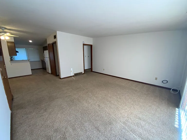 Library Place Apartments — Photo 14