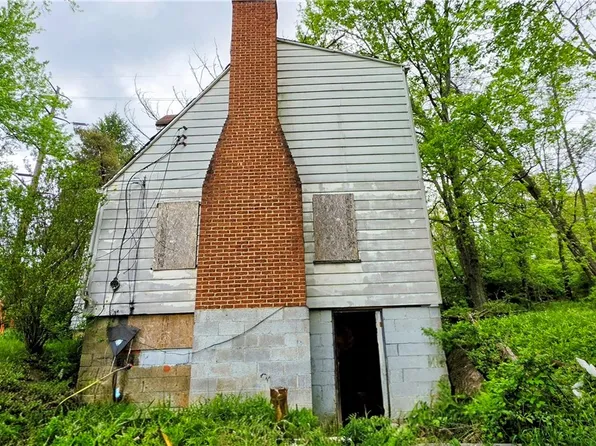 262 Ewing Rd, Carnegie, PA 15106