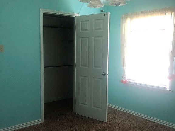 2nd image of 1223 34th St