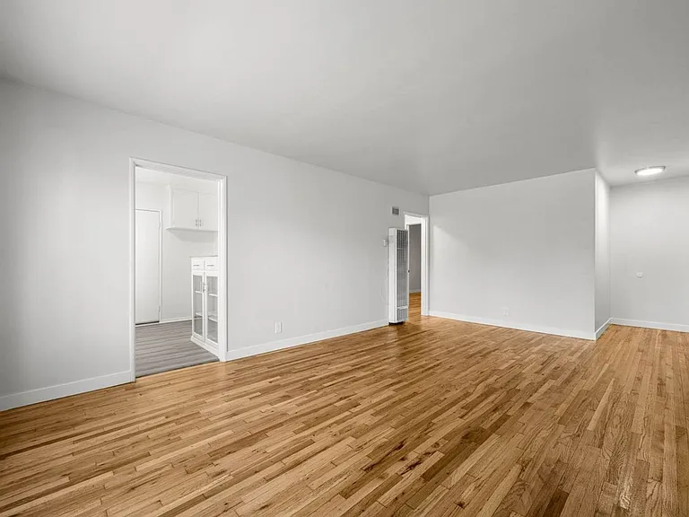 4108-4106 W Palmwood Dr — Photo 21