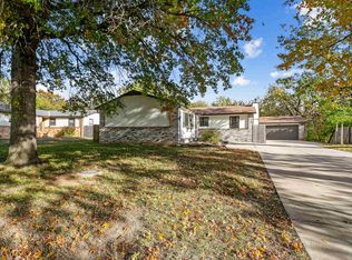 4425 Salem St, Wichita, KS 67220