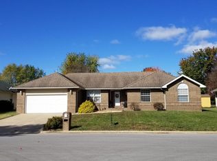 607 W Coventry St, Nixa, MO 65714