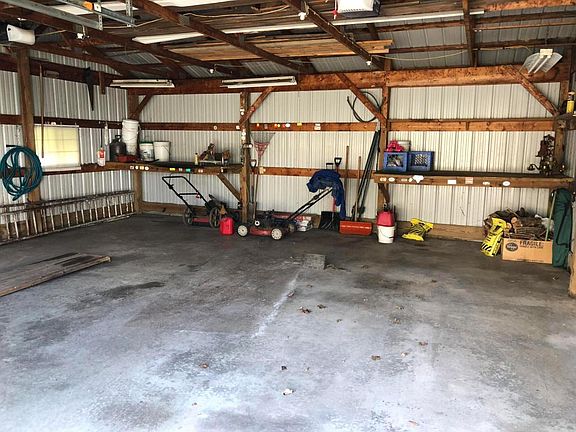 3rd image of 303 Dallas Ave