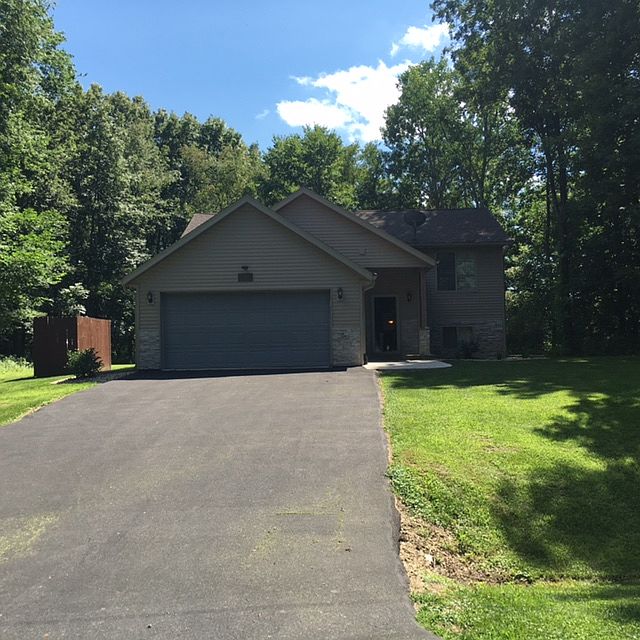 1st image of 182 Briarwood Pl