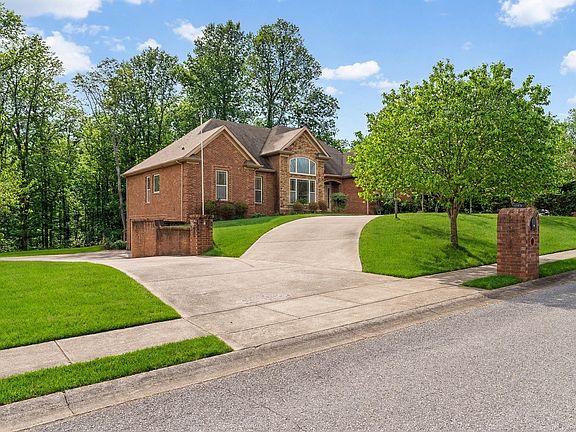 5th image of 208 Markie Dr