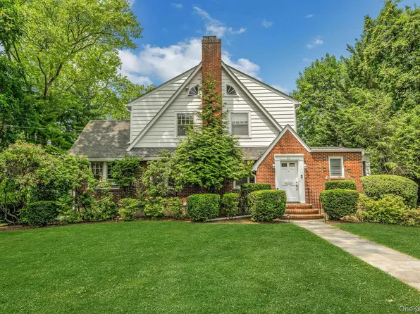 11 Oxford Road, White Plains, NY 10605