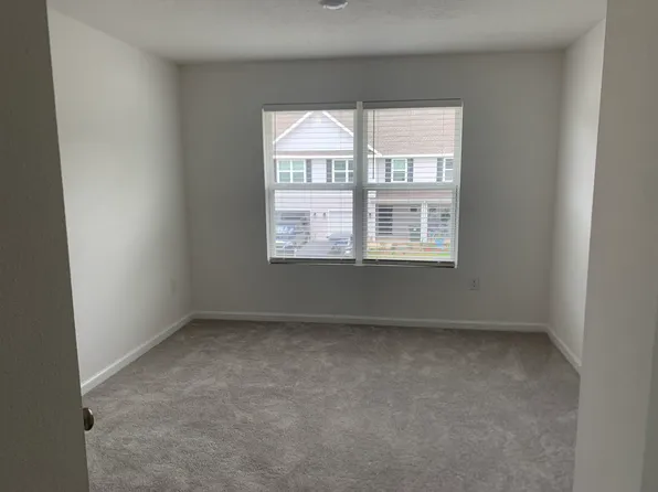 421 Oak Glen Dr, Pensacola, FL 32534