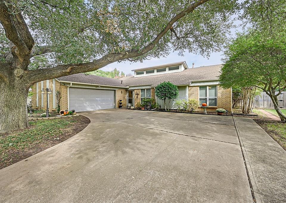 1st image of 2211 Shady Park Dr