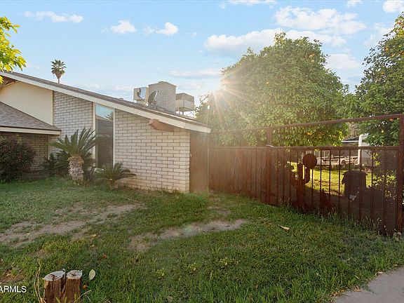 3rd image of 8420 N 49TH Avenue