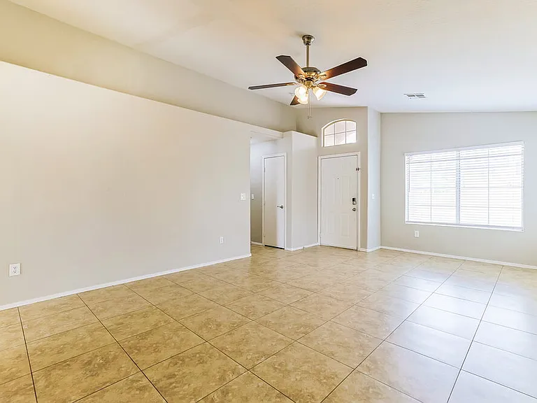 7517 E Nopal Ave — Photo 4