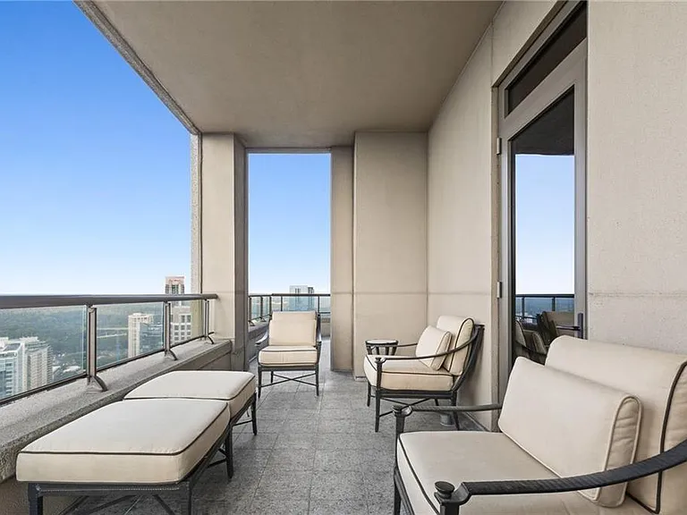 3376 Peachtree Rd NE #47A — Photo 11