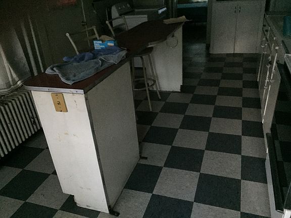 5th image of 16 York Ave APT 1