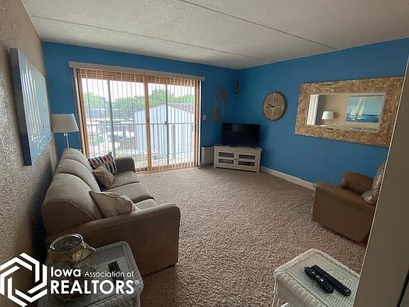 5th image of 2700 N Shore Dr Unit 402