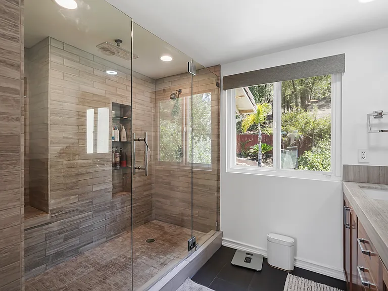 2355 Stormcroft Ct — Photo 19