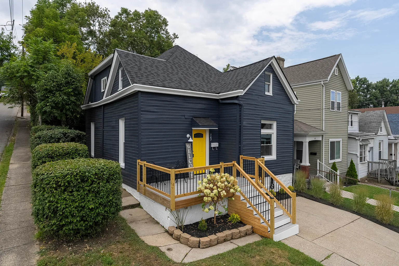 147 Montclair Ave photo 1