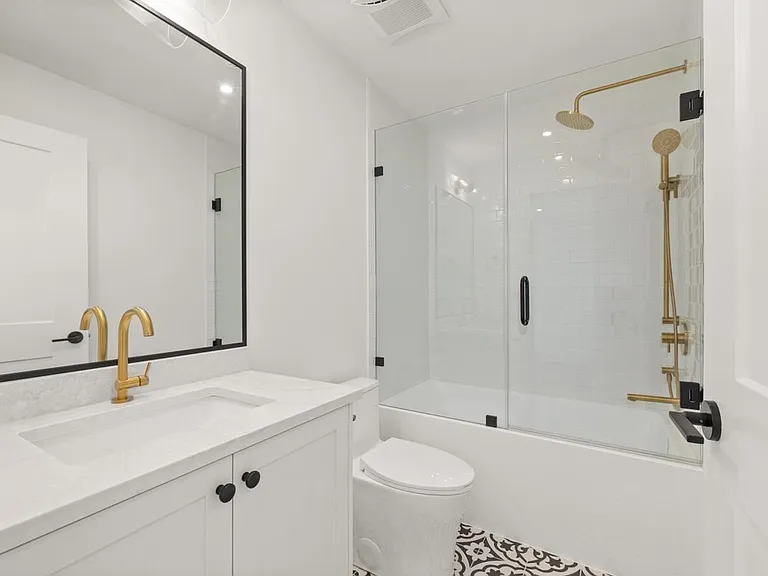 62 E 21st Ave #2 — Photo 7