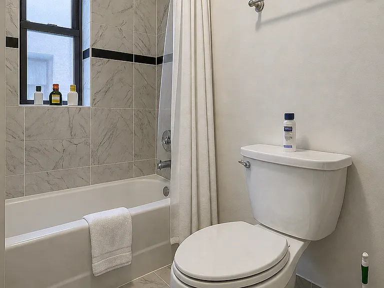 106 Norfolk St #28 — Photo 4