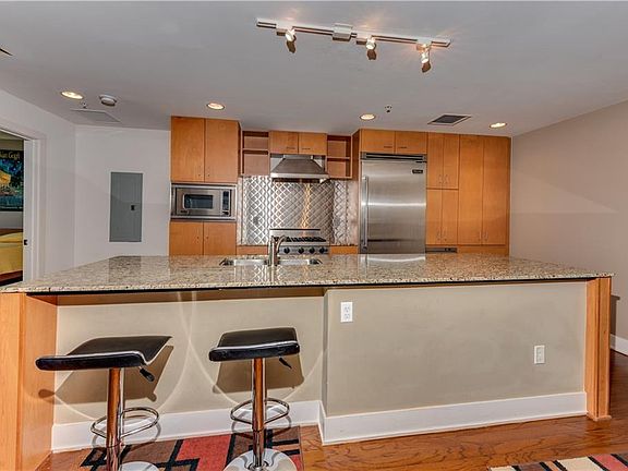 5th image of 1208 E Kennedy Blvd Unit 814