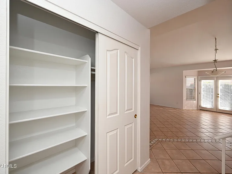5730 E Gelding Dr — Photo 21