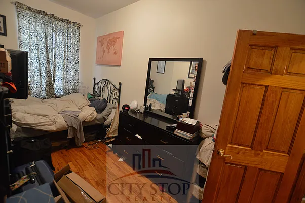 Rented by City Stop Realty | media 21