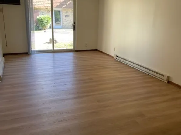 832 Weslyn Ct Unit 3, West Bend, WI 53095