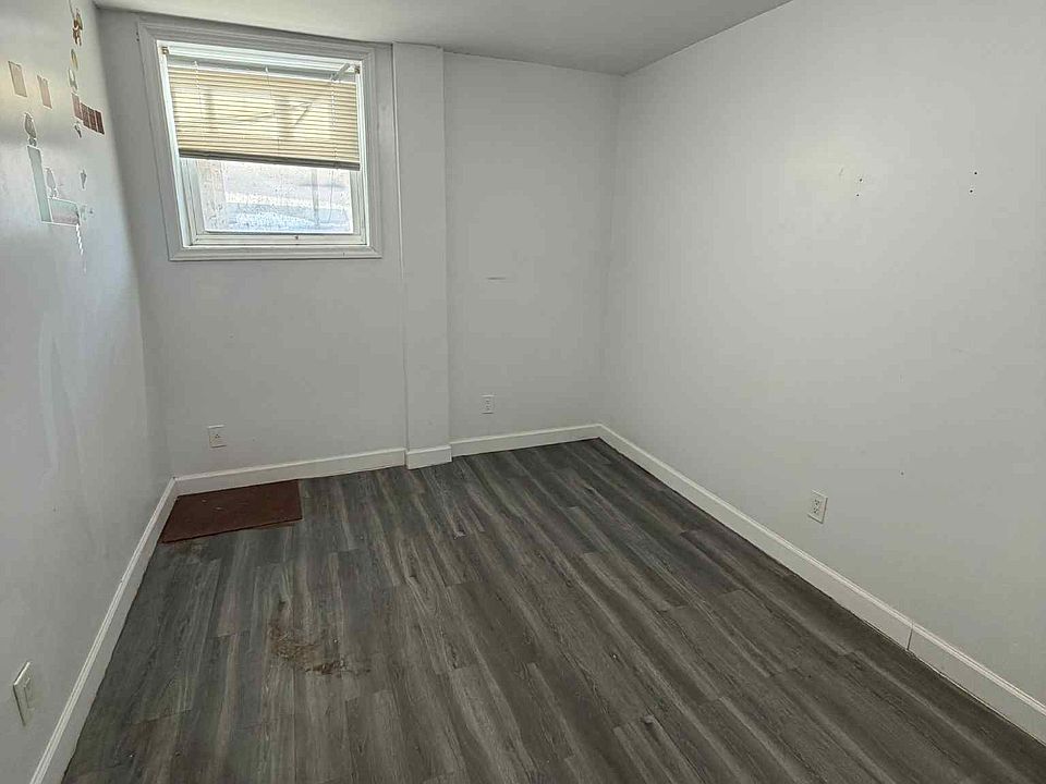 1st image of 386 Chauncey St #G