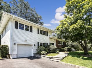 103 Harvard Rd, Scarsdale, NY 10583