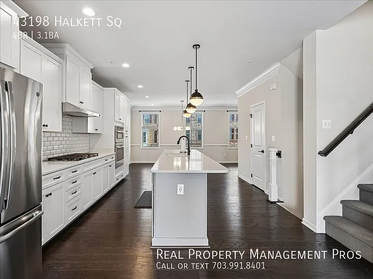 43198 Halkett Sq — Photo 11