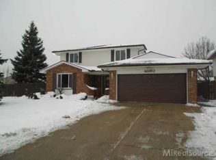46193 Peach Grove Ave, Macomb, MI 48044