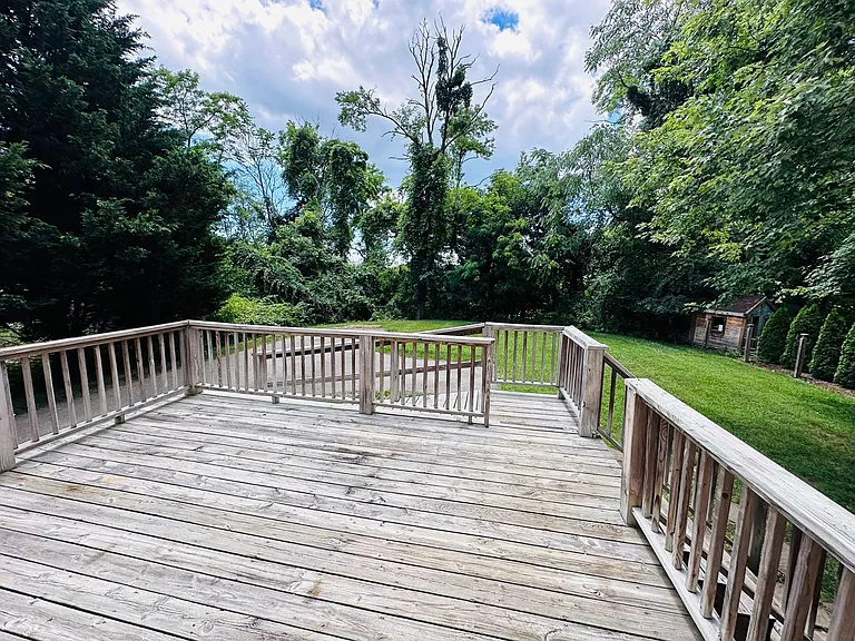 410 Alleghany St — Photo 8